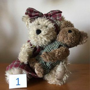 Boyd's bear with baby bear